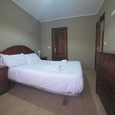 Apartment Camino Ingles 3 *